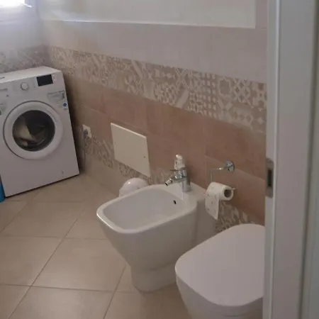 Residenze Carlo Alberto דירה קאסטלסארדו
